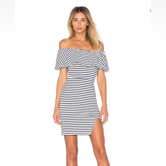 Lovers + Friends Black and White Striped Off the Shoulder Min Dress Size Large L - Picture 1 of 9